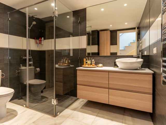 Apartamento con 3 Dormitorios  en Mijas