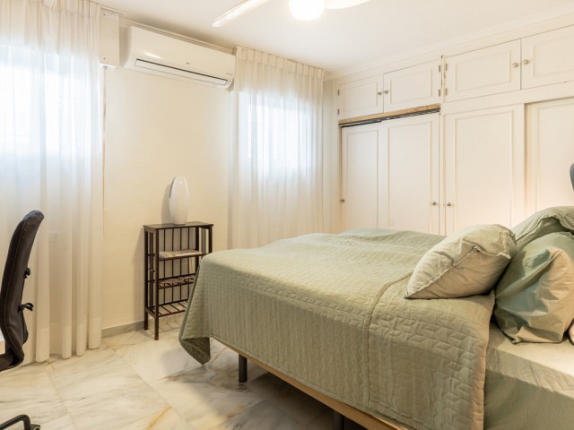 Apartamento con 3 Dormitorios  en Mijas