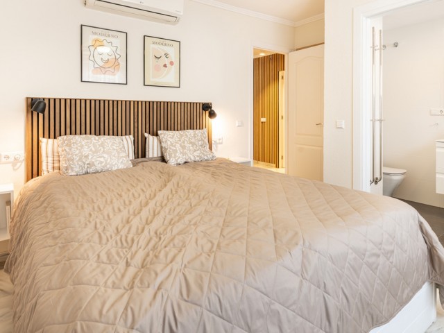 Apartamento con 3 Dormitorios  en Mijas