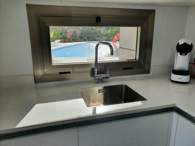 Apartamento con 3 Dormitorios  en Mijas