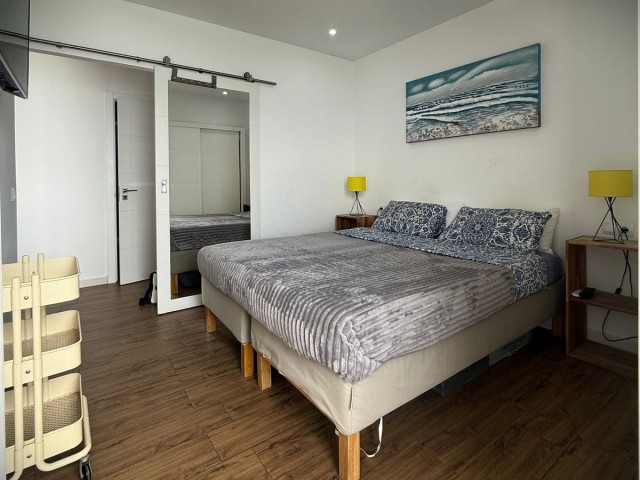 Apartamento con 2 Dormitorios  en Fuengirola