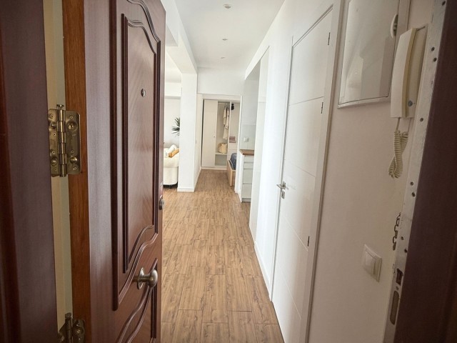 Apartamento con 2 Dormitorios  en Fuengirola