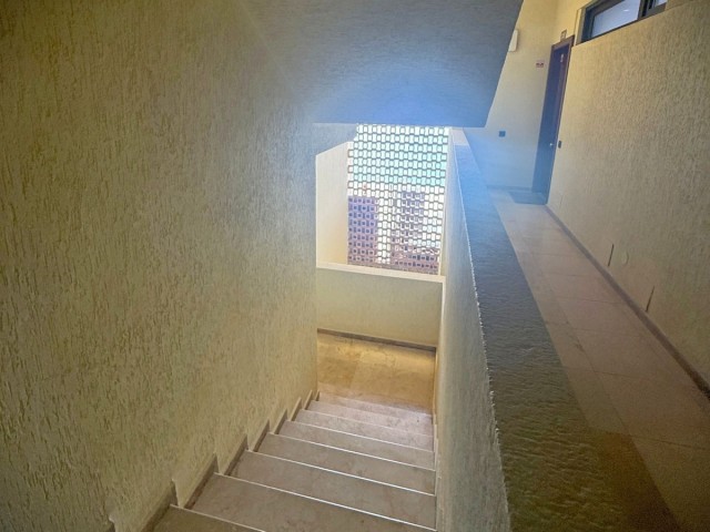 Apartamento con 2 Dormitorios  en Fuengirola