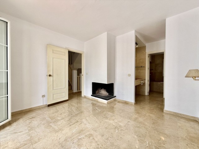 3 Schlafzimmer Reihenhaus in Nueva Andalucía