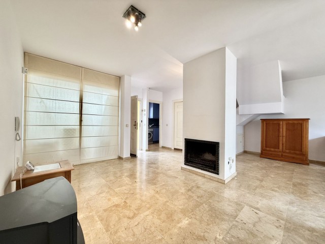 3 Schlafzimmer Reihenhaus in Nueva Andalucía