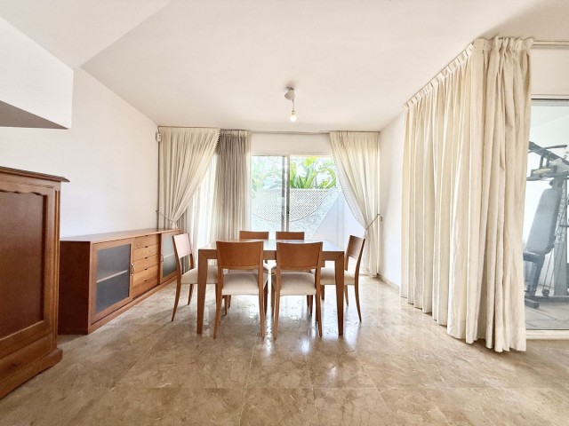 3 Schlafzimmer Reihenhaus in Nueva Andalucía