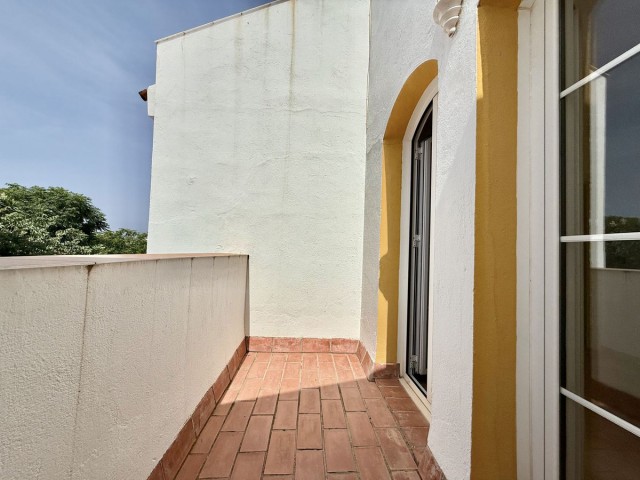 3 Schlafzimmer Reihenhaus in Nueva Andalucía