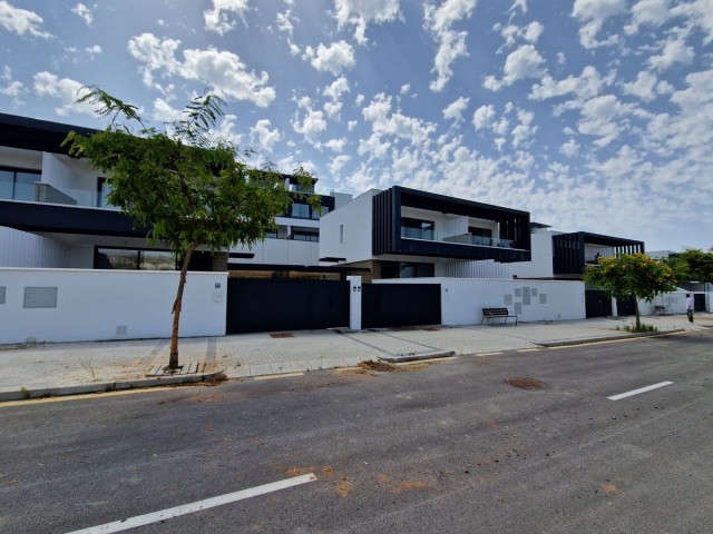 3 Bedrooms Villa in Atalaya