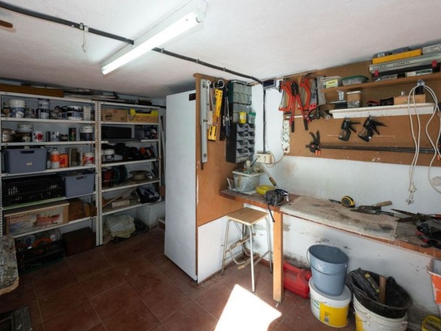 Villa con 3 Dormitorios  en Calahonda