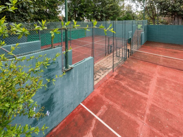 Kattohuoneisto, Puerto Banús, R5017843