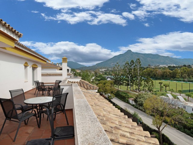 Kattohuoneisto, Puerto Banús, R5017843