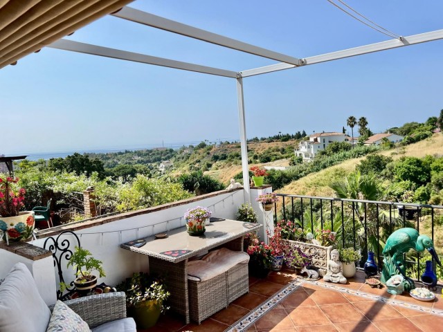 Maison mitoyenne avec 3 Chambres  à Estepona