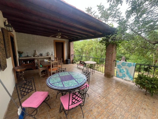 2 Sovrums Villa i Estepona