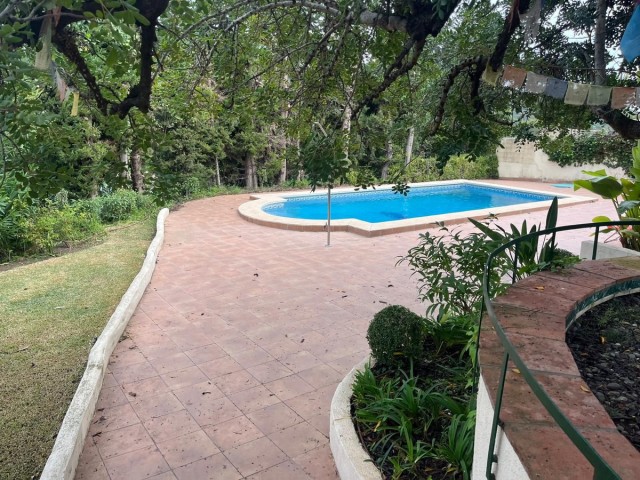 2 Sovrums Villa i Estepona