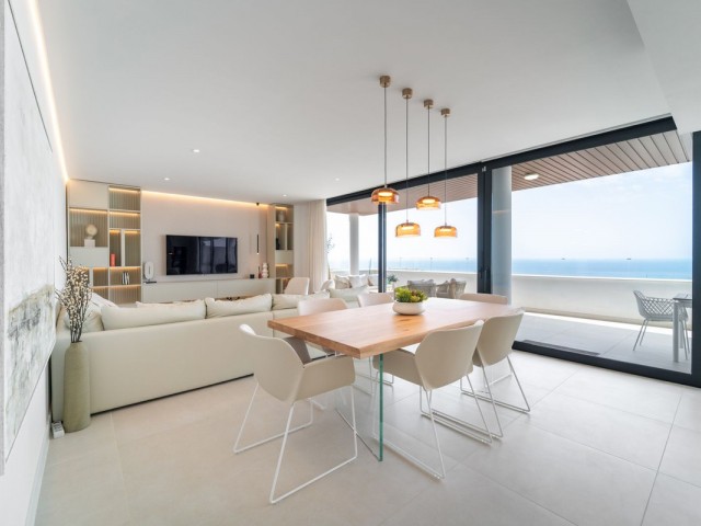 Apartamento con 3 Dormitorios  en Fuengirola