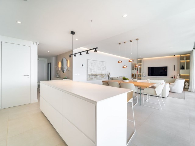 Apartamento con 3 Dormitorios  en Fuengirola