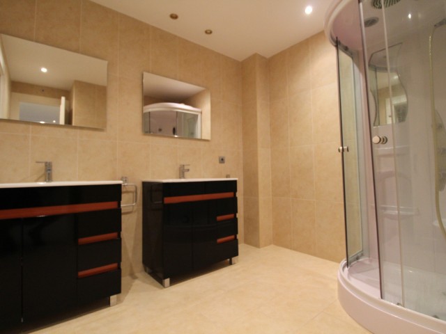 4 Schlafzimmer Apartment in Puerto Banús