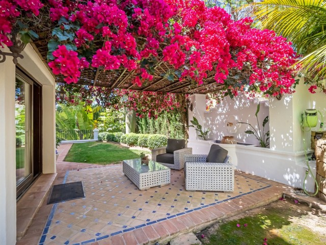 7 Makuuhuoneen Huvila Bahía de Marbella