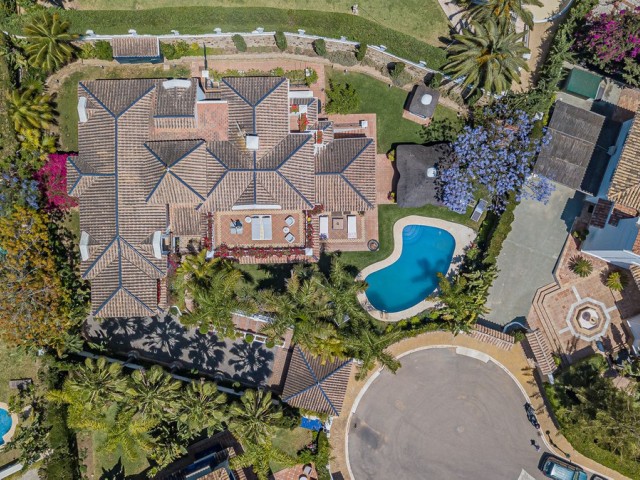 7 Makuuhuoneen Huvila Bahía de Marbella