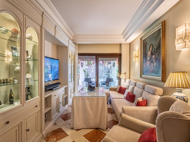 7 Makuuhuoneen Huvila Bahía de Marbella