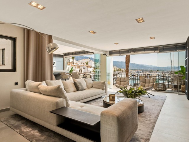 2 Makuuhuoneen Huoneisto Puerto Banús
