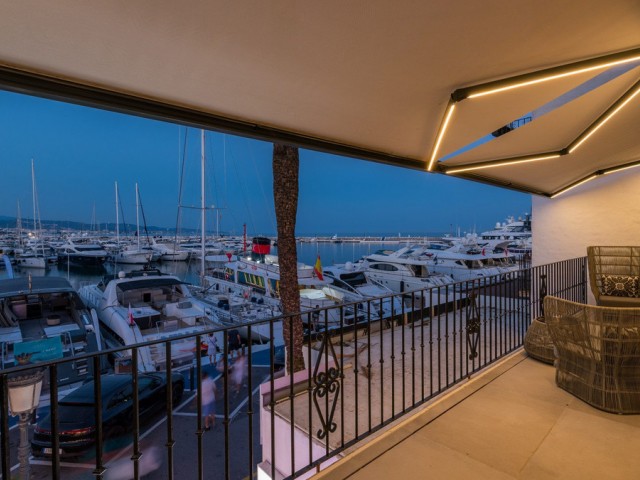 2 Makuuhuoneen Huoneisto Puerto Banús