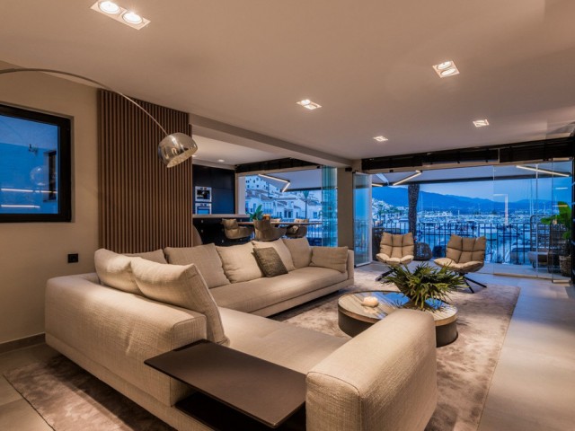 2 Makuuhuoneen Huoneisto Puerto Banús