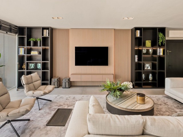 2 Bedrooms Apartment in Puerto Banús