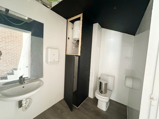 Commercial in Puerto Banús