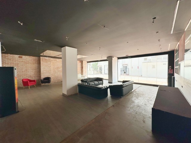 Commercieel in Puerto Banús