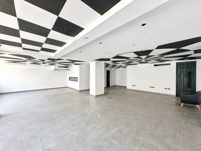 Commercieel in Puerto Banús