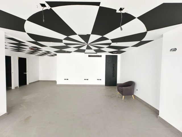 Commercieel in Puerto Banús