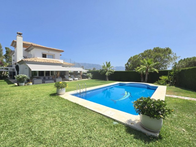 4 Bedrooms Villa in La Cala Golf