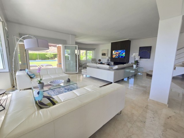 4 Bedrooms Villa in La Cala Golf