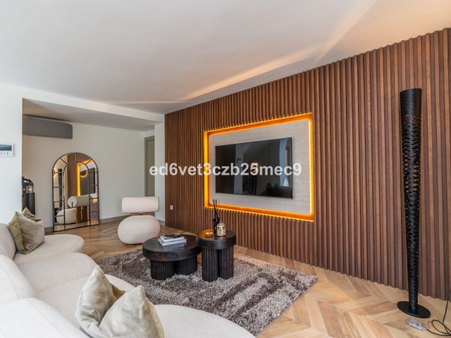 5 Schlafzimmer Villa in Nueva Andalucía