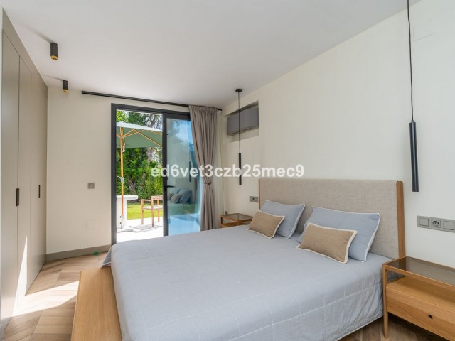5 Schlafzimmer Villa in Nueva Andalucía