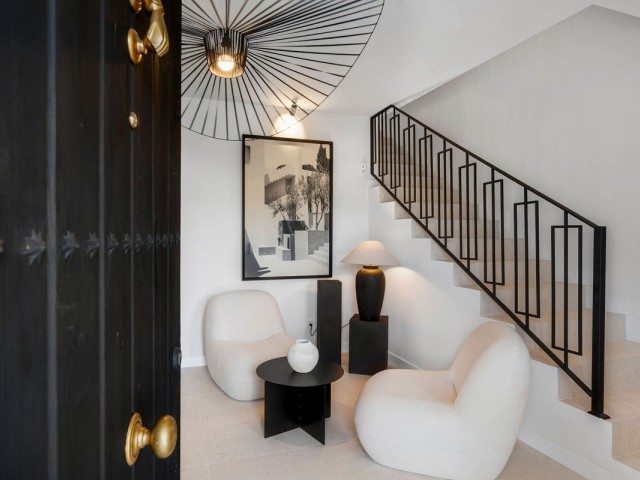 4 Schlafzimmer Reihenhaus in Nueva Andalucía