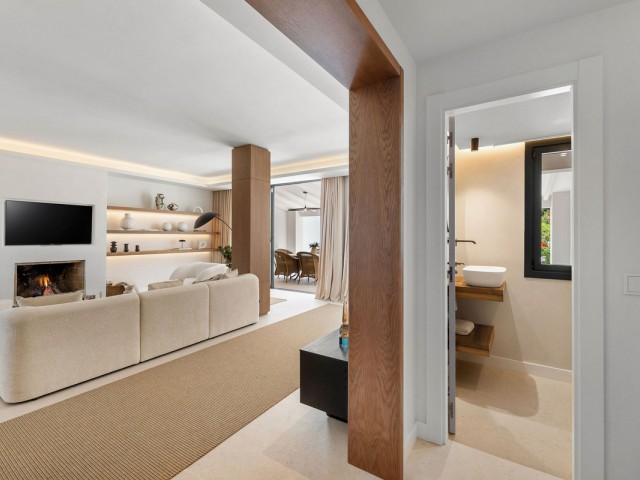 4 Schlafzimmer Reihenhaus in Nueva Andalucía