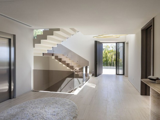 6 Soveroms Villa i Sotogrande