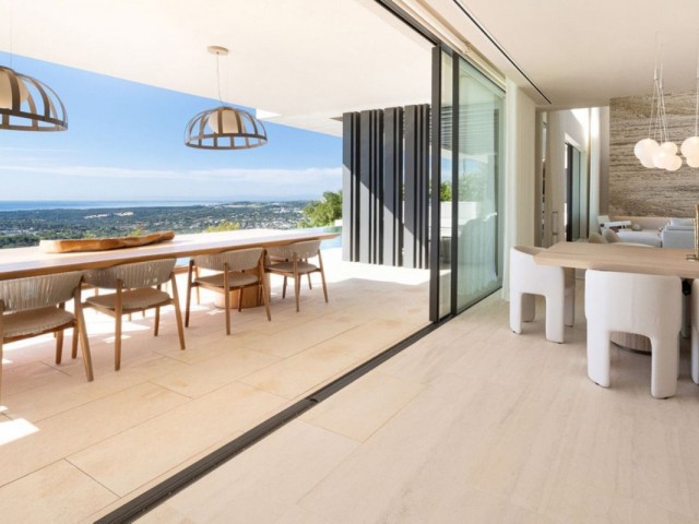 6 Soveroms Villa i Sotogrande