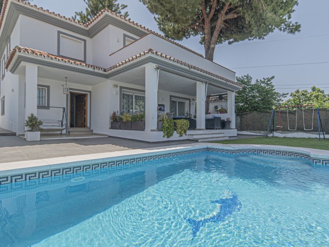5 Slaapkamer Villa in San Pedro de Alcántara
