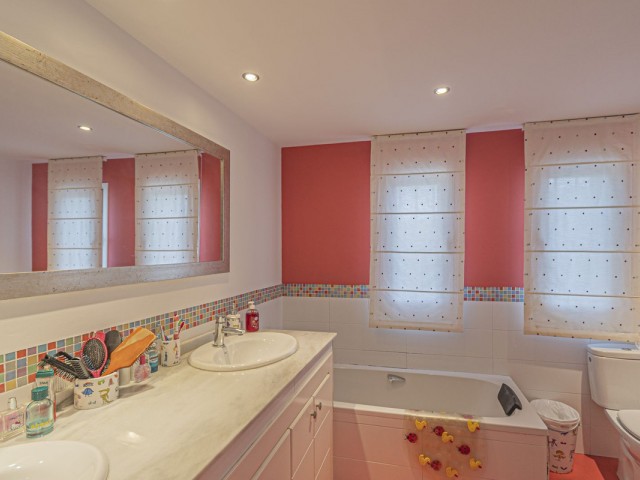 5 Slaapkamer Villa in San Pedro de Alcántara