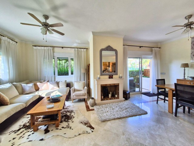 Villa avec 3 Chambres  à San Roque Club