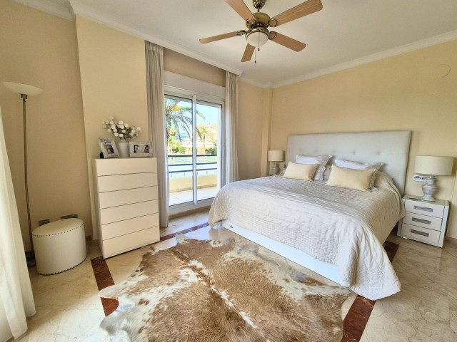 Villa avec 3 Chambres  à San Roque Club