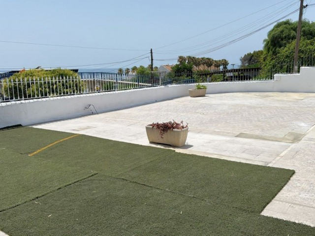 3 Sovrums Villa i Estepona