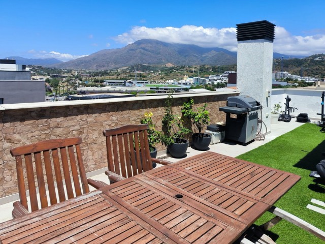Penthouse avec 3 Chambres  à Estepona