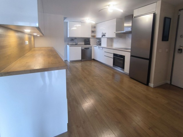 Penthouse avec 3 Chambres  à Estepona