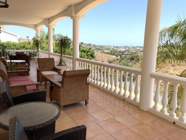 5 Makuuhuoneen Huvila Mijas Golf