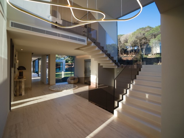 5 Soveroms Villa i Sotogrande