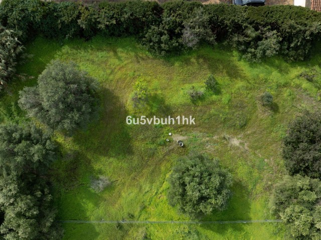  Grundstück in Bel Air